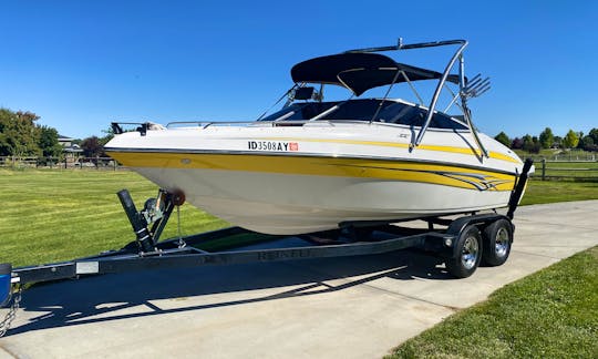 ALL DAY RENTAL!! Awesome 20ft Reinell Ski/Wake Boat for rent in Meridian Idaho!