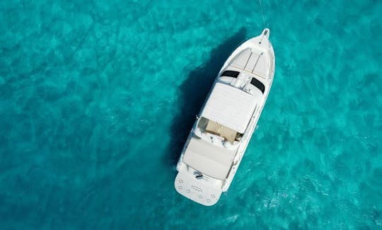 Hermoso yate a motor Sea Ray de 51 pies en Cancún