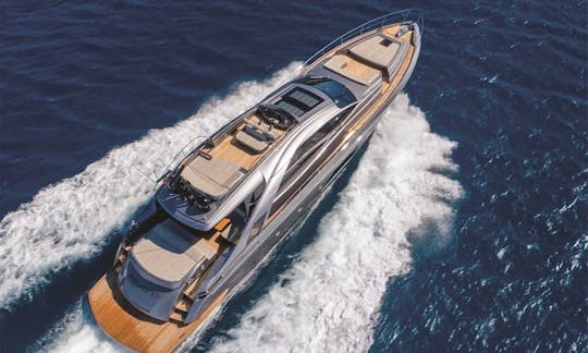 Alugue o Mega Yacht “Beyond” Pershing 8x Power em Eivissa, Illes Balears