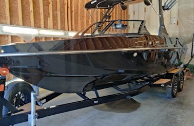2022 Axis T23 Wakeboat for rent in Grapevine