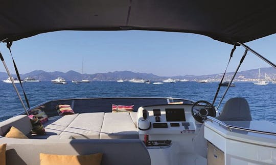 ''Good waves only'' Absolute 52 Fly Motor Yacht Rental in Eivissa, Illes Balears