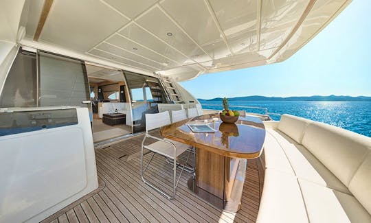 ''Polly'' Riva Venere 75 Power Mega Yacht Rental in Eivissa, Illes Balears