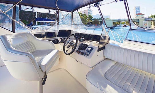48' Sea Ray Motor Yacht Rental in Miami, Florida 🤩1h free jetski