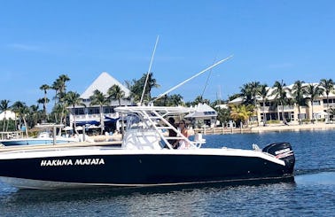Fishing and leisure charters on a 30ft powerboat with captain Bibi in Grand Cayman