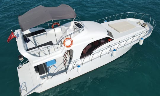 Luxury Motor Yacht Chater   of Antalya Province - 12 People Capacity