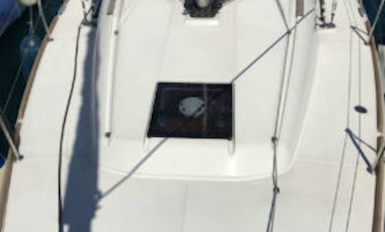 Jeanneau 379 Sailing Yacht Charter in Il-Kalkara