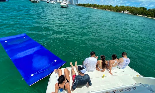 Live the Miami Experience! Get a Yacht and Explore Downtown Miami & Miami Beach