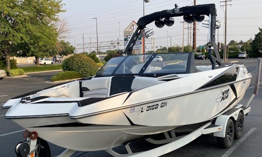 Bateau de wakesurf ! Bateau de wakeboard/wakesurf Axis A22 2016 (Capitaine)