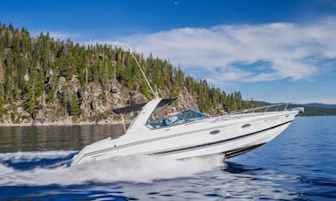 Lake Tahoe: Luxury 33-foot Formula sports boat with Captain