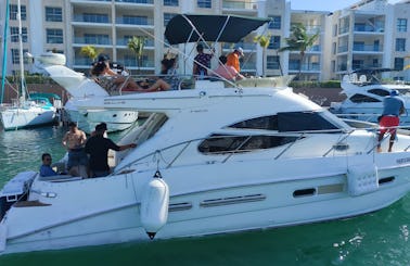 Sealine 45ft Yacht Charter in Cancún Isla Mujeres 12 people