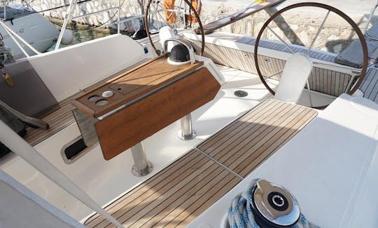 Monocasco de cruzeiro Charter 41' Bavaria “Hermes” em Kos
