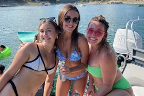 Looking for Fun on a Pontoon? Come float with us on Lake Travis!