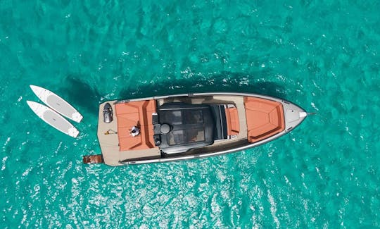 Location de yacht à moteur « Caja Tres » Vanquish VQ40 à Eivissa, Îles Baléares