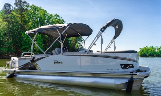 2022 Luxury Tritoon Entertainment Boat, Lake Wylie