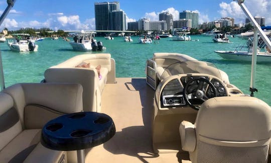 24' Sweetwater in Miami Beach