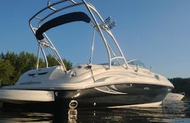 Searay Sundeck 240 for rent in Châteauguay, Québec