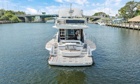 Galeon 500 Motor Yacht Rental in Palm Beach Gardens, Florida