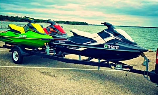 Yamaha Ex Sport Jet Ski Rentals on Grapevine Lake