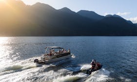 12 Person Luxury Pontoon in Vancouver