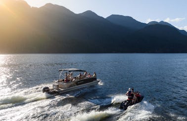 12 Person Luxury Pontoon in Vancouver