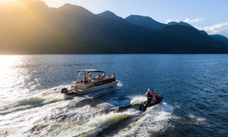 12 Person Luxury Pontoon in Deep Cove