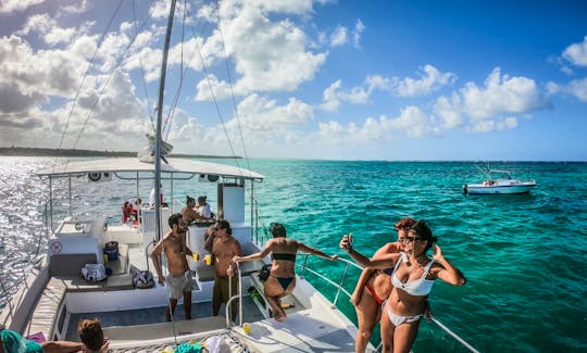 Relaxing Catamaran Charters in Punta Cana