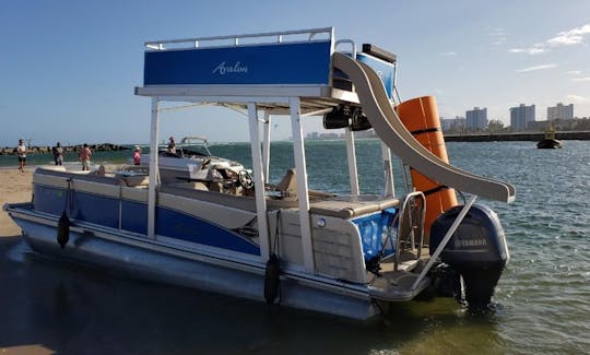 Blue Wave FUNship Pontoon Rental in Fort Lauderdale, Florida!!