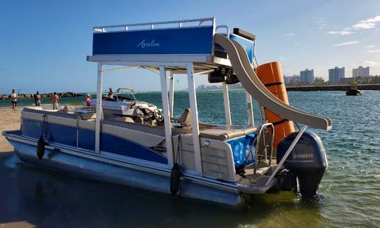 Blue Ranger FUNship Pontoon Rental in Fort Lauderdale, Florida