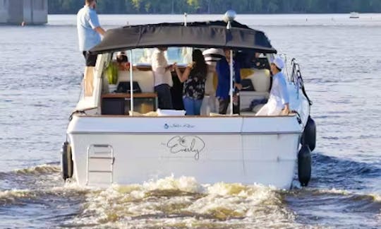 3-Hr Private Charter of 42' Sea Ray Sundancer Yacht (free 1st drink)