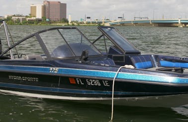 Hydra Sport Boat Rental in Orlando, Florida
