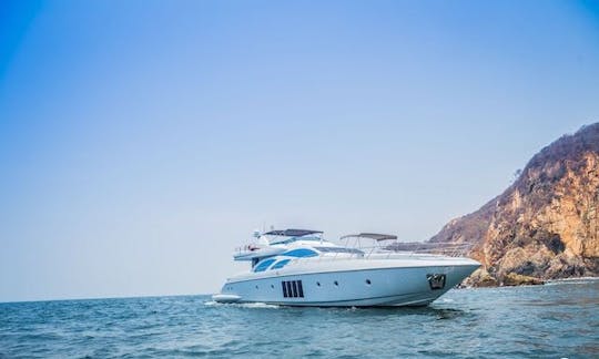 Azmuit Leonardo 98-One of the most Luxurious Yachts in La Paz