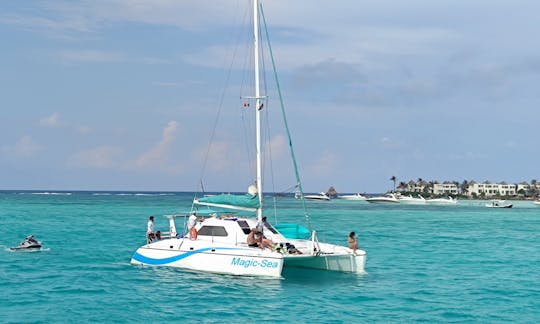 Catamaran Cancun to Isla Mujeres Private tour