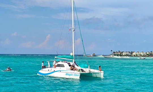 Catamaran Cancun to Isla Mujeres Private tour