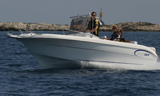 Everset Center Console Adventure for 5 people in Sukosan