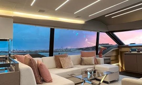 Alugue o Prestige Magnifique Male de 68 pés em Mônaco 🇲🇨 com serviço de concierge!