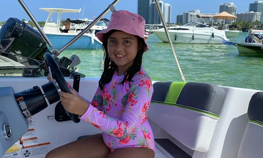 Brand New Tahoe T18 for rent in Miami Beach with Captain