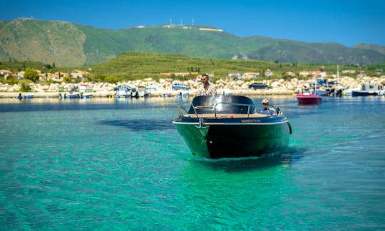 21ft Eolo 590 Powerboat with skipper for rent in Tsilivi - Planos, Zakynthos