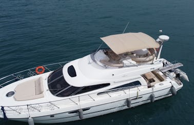 Motor Yacht Charter fits up to 10 people in Muğla