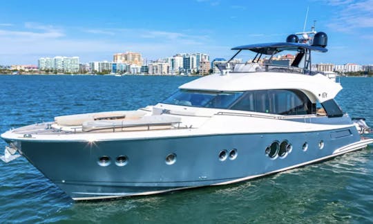 76 pés Super iate de luxo Monte Carlo em Newport Beach, Califórnia