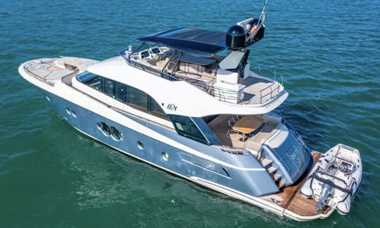 76 pés Super iate de luxo Monte Carlo em Newport Beach, Califórnia