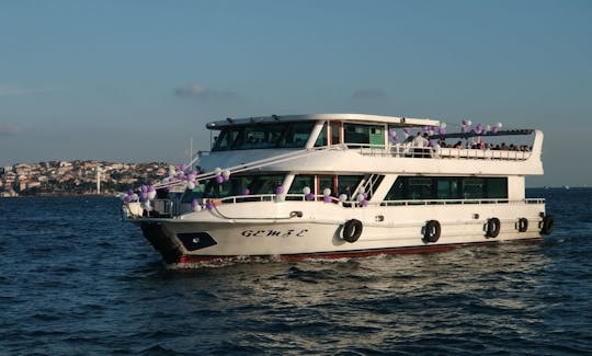 Luxury Passenger Boat for 120 People in İstanbul