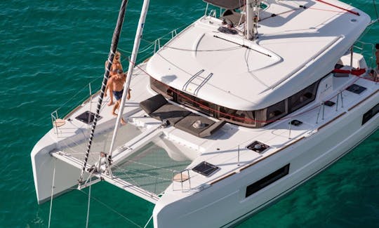 Luxury Experience on a new 2020 Catamaran Puerto Vallarta (Includes food)