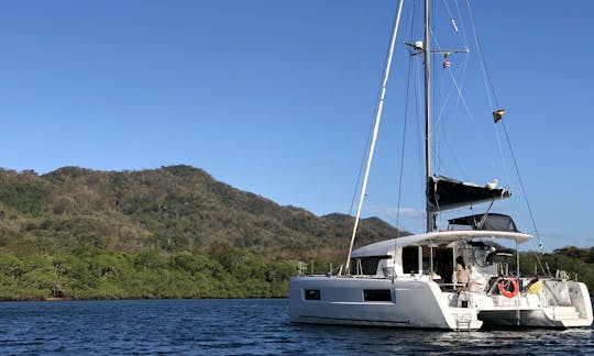 Luxury Experience on a new 2020 Catamaran Puerto Vallarta (Includes food)