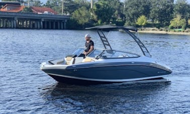 S195 2021 Yamaha Supercharged Boat For Family, Fishing, Tubing, Wakeboarding