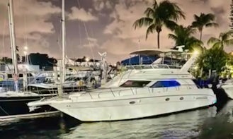 Party like a Rock Star in Miami on a beautiful 51' Sea Ray Yacht!