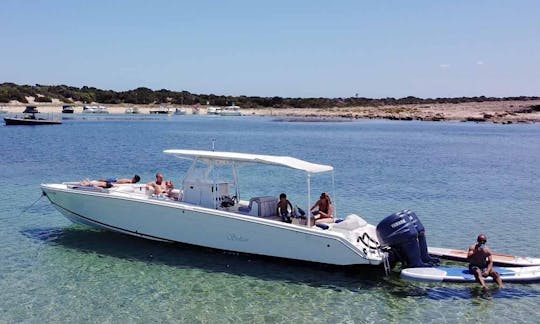 Jefferson Marlago 35 Center Console Rental in Eivissa, Illes Balears