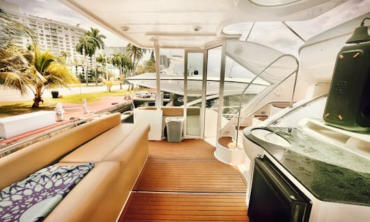 50' Maxum Kings 1 Motor Yacht Charter in Miami Beach