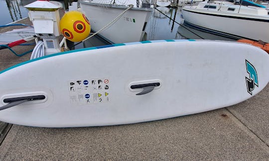 11ft Stand Up Paddle And Windsurfer Rental in Stamford, Connecticut