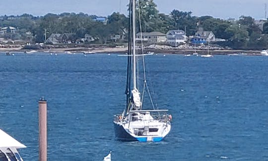 Day and term sailing charters out New Bedford, Massachusetts and Cape Cod.