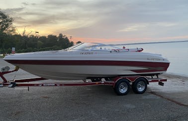 Glastron 22ft Spacious Bowrider Boat for Clear Lake/Kemah Area!